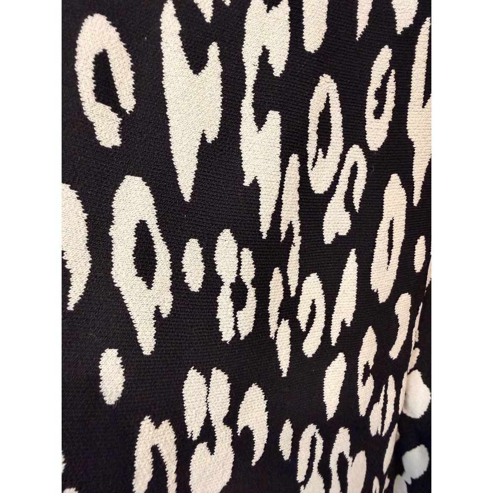 #B3 Karen Millen Fit and Flare Dress Sz. XS Black White Animal Knit MSRP: $225 - Picture 5 of 10